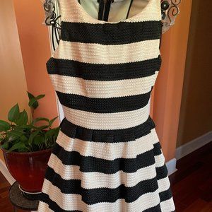 Jun & Ivy Blue and White Dress